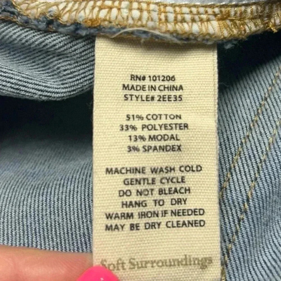 Soft Surroundings Women’s Denim Pull On Bermuda Shorts Size L - Picture 4 of 7